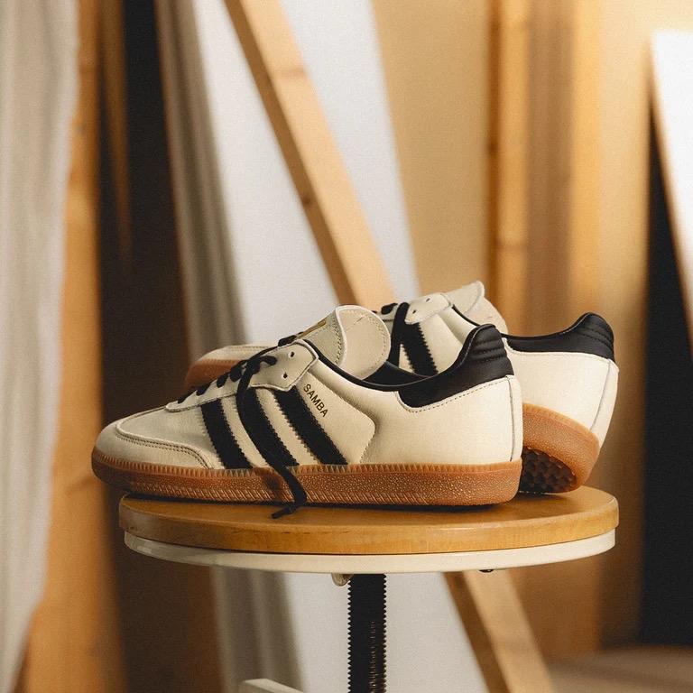 Samba Style Comfort Sneakers